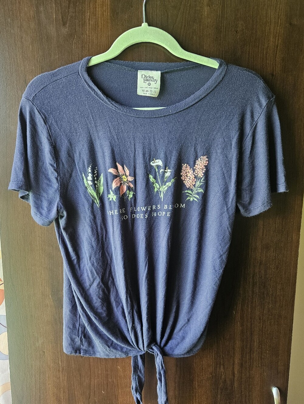 Dirty Laundry Navy Floral Tie-Front Tee Size Medium